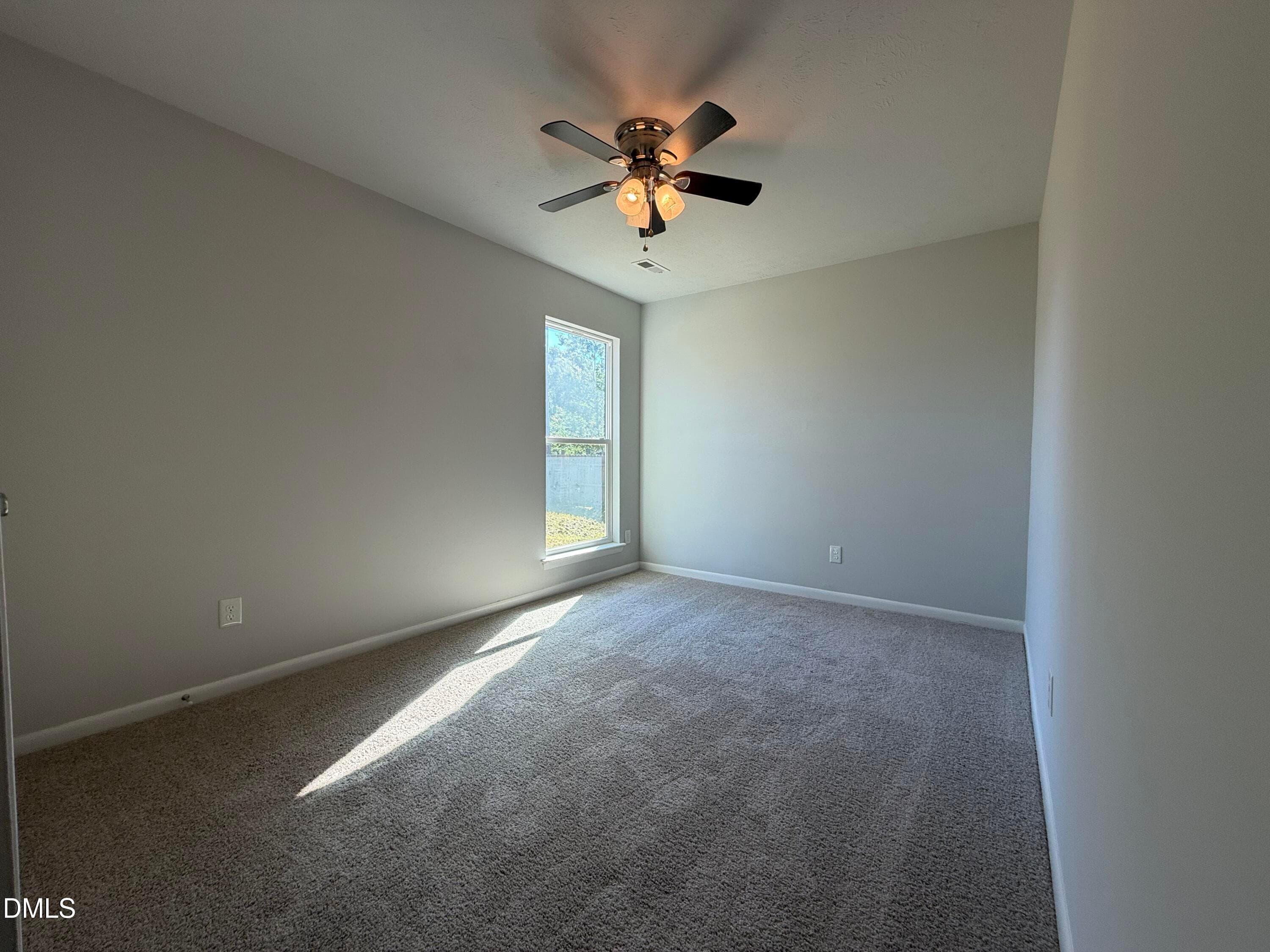 photo_12 - 943 Rim Road, Fayetteville, NC 28314