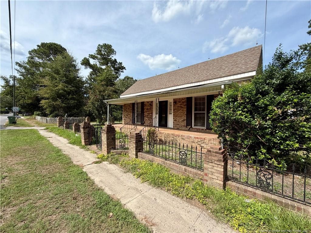 Photo 3 - 603 74 Highway, Maxton, NC 28364