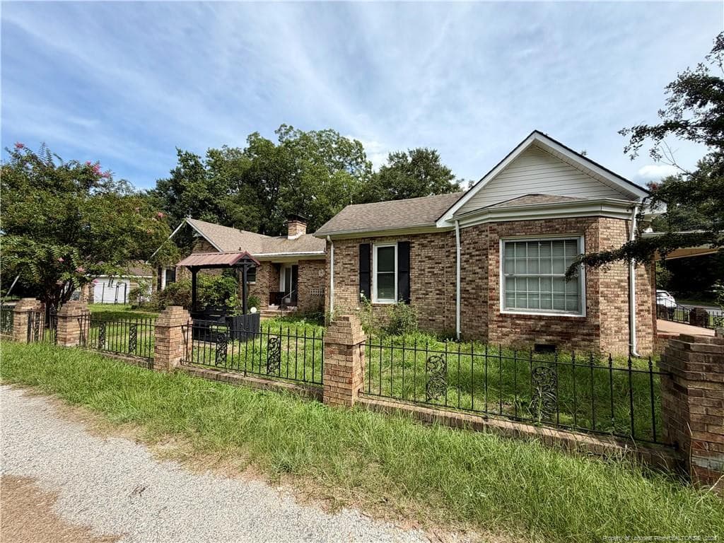 Photo 4 - 603 74 Highway, Maxton, NC 28364