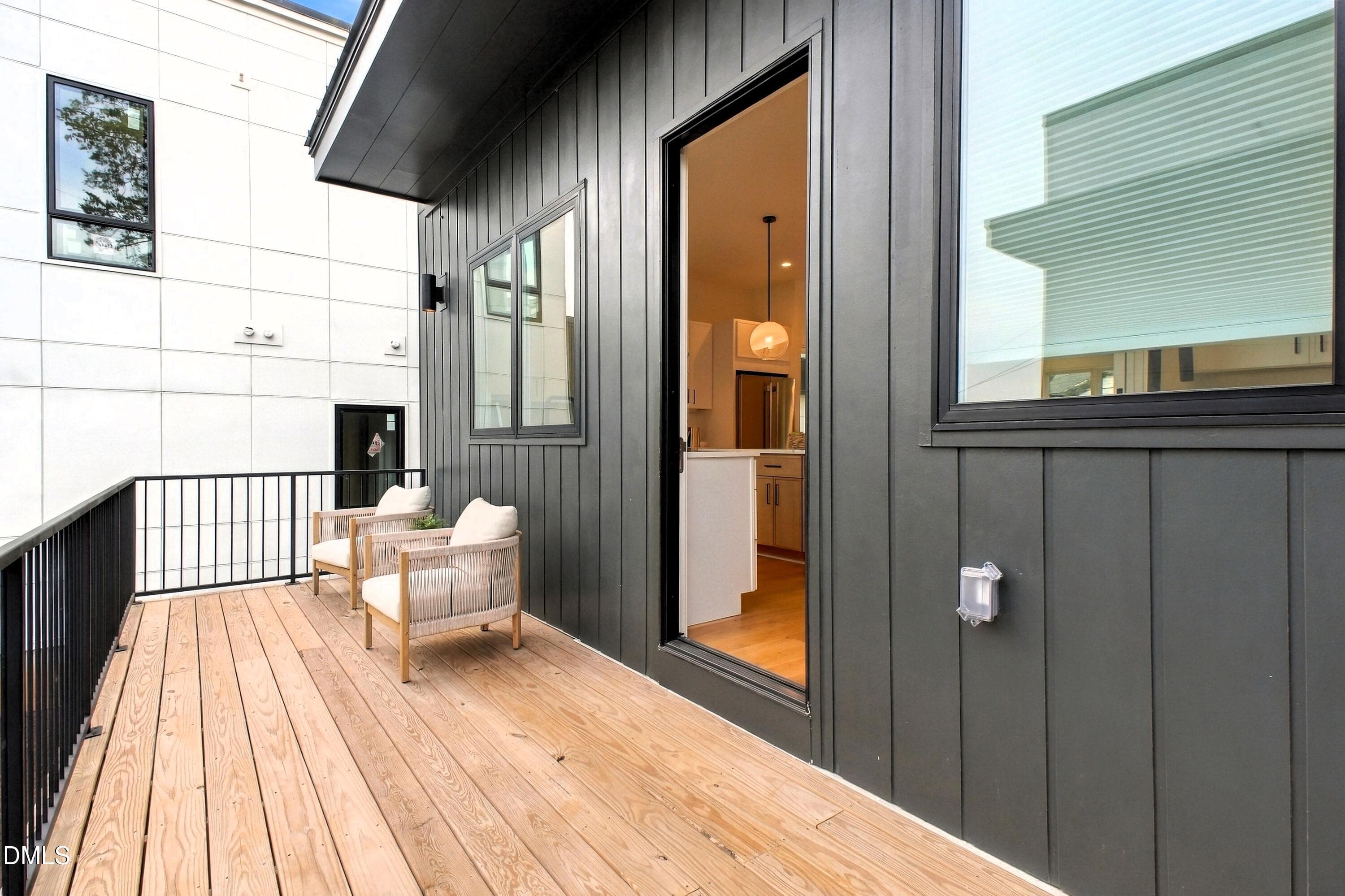 301.5 Back Porch - 301.5 Bickett Boulevard, Raleigh, NC 27608