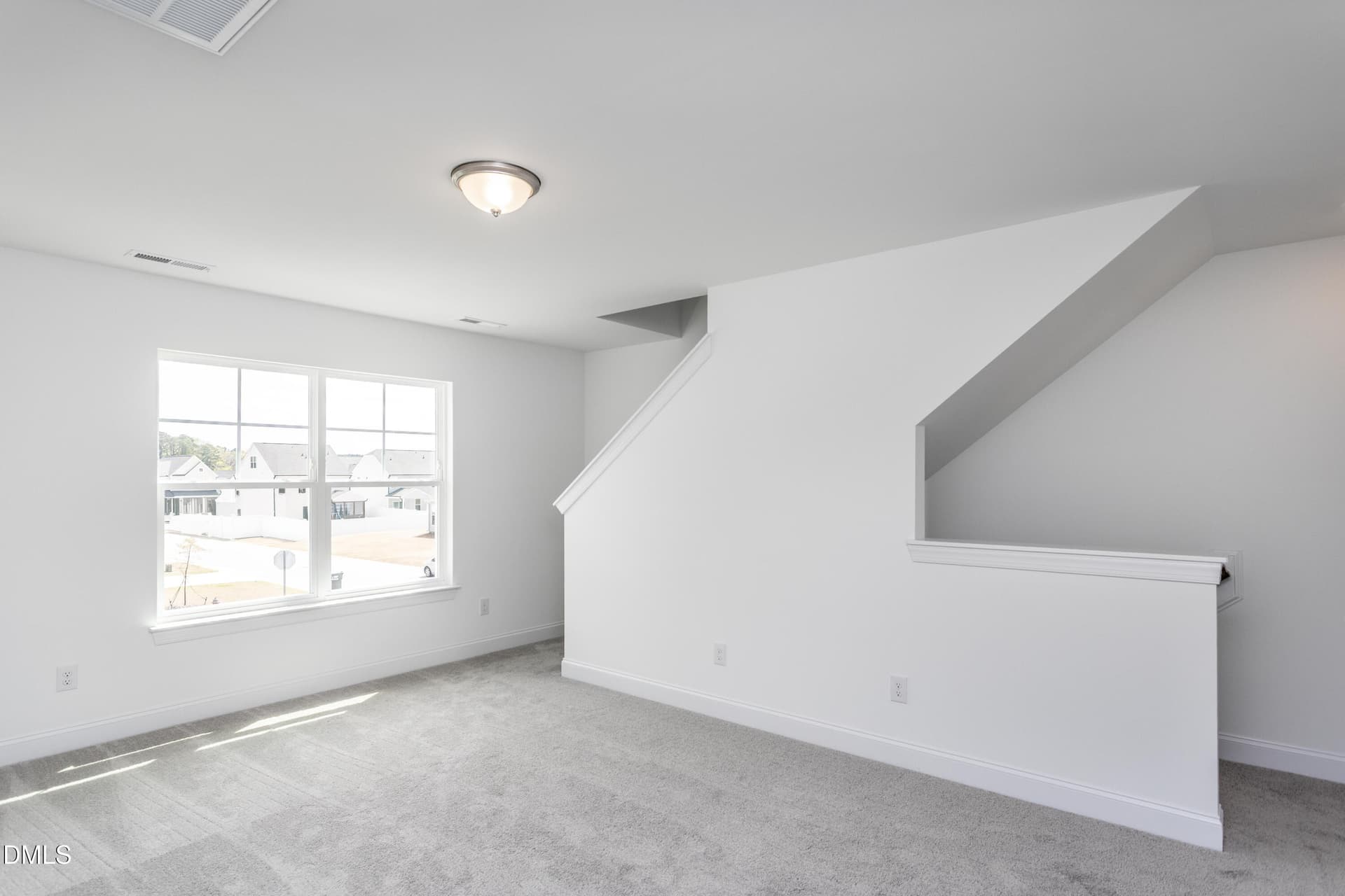 Second Story Loft - 529 Highview Drive, Benson, NC 27504