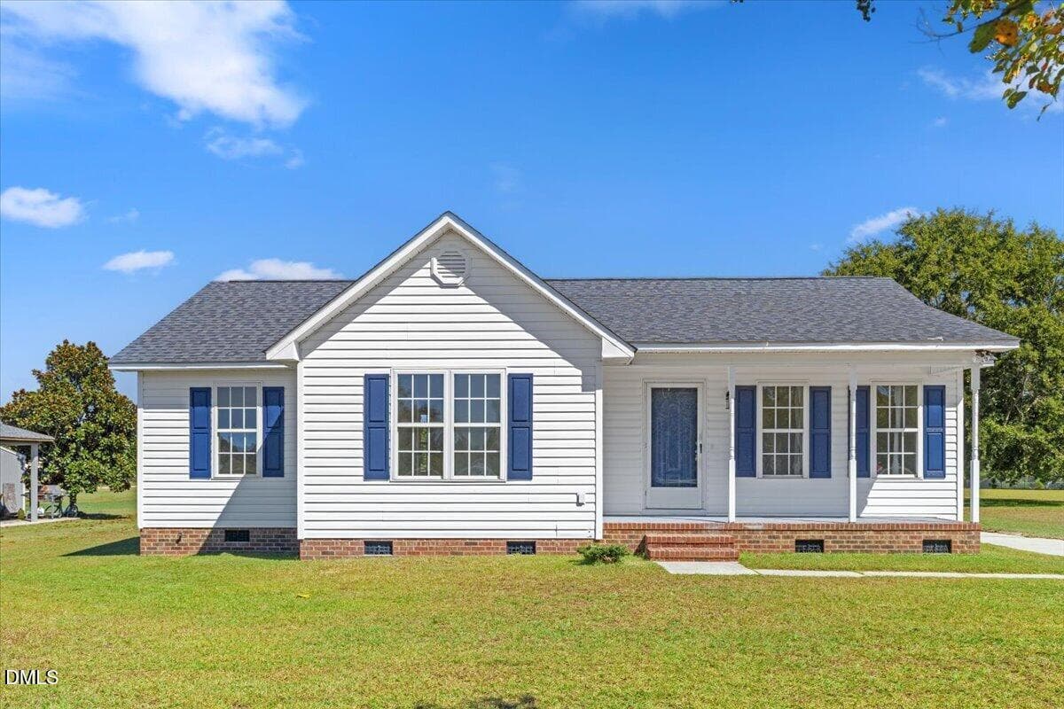 2152 County Line Road, Angier, NC 27501