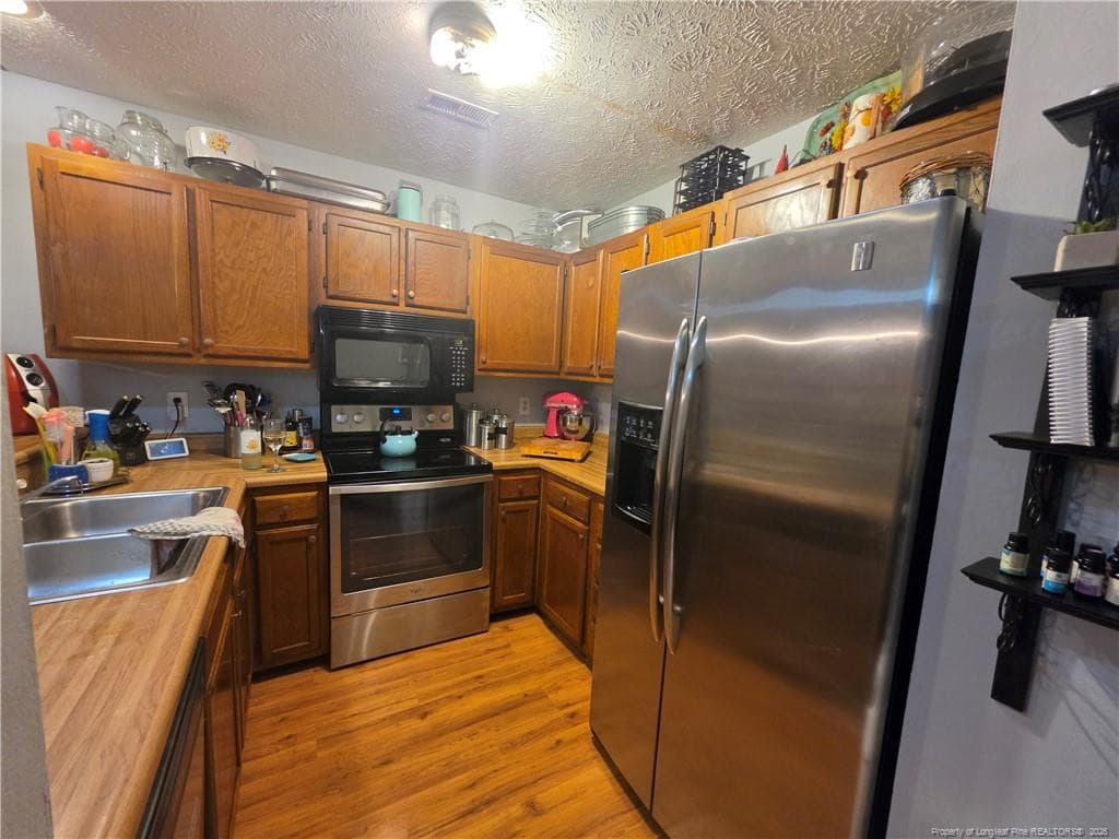 Photo 4 - 1857 Tryon Drive 2, Fayetteville, NC 28303, Fayetteville