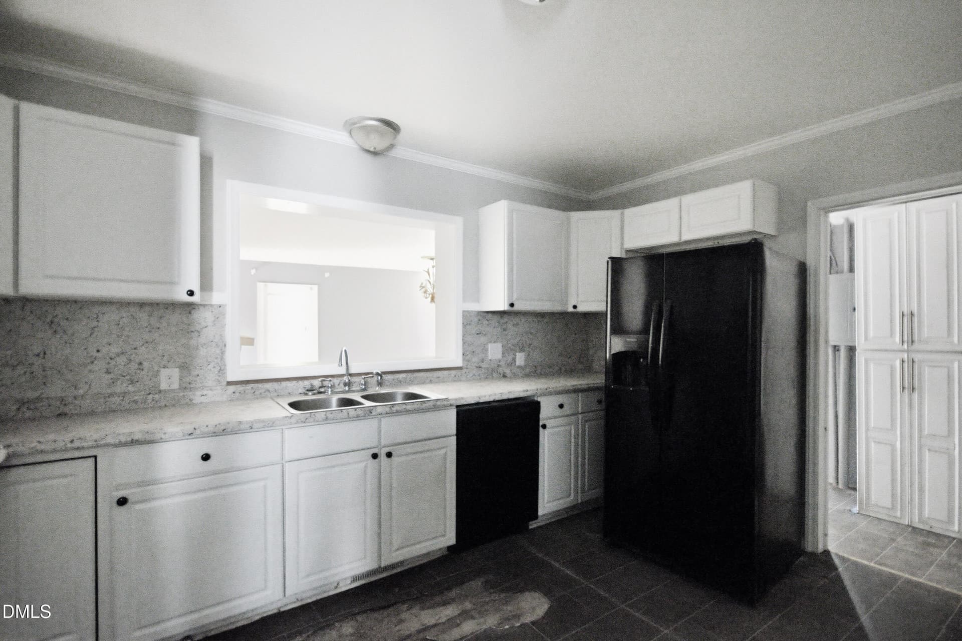 kitchen - 512 Raleigh Street, Oxford, NC 27565
