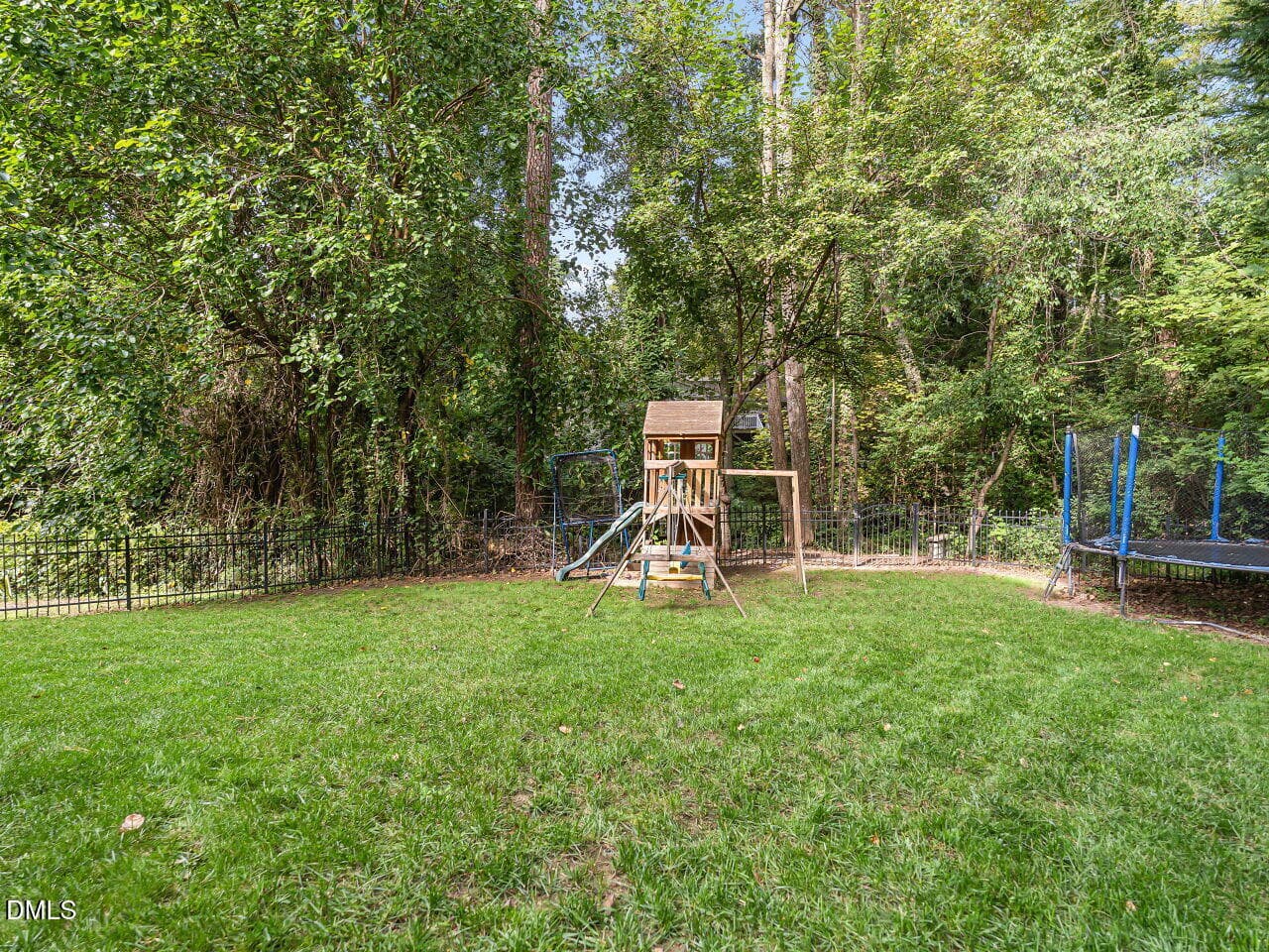 035-1280x960-backyard - 3529 Turnbridge Drive, Raleigh, NC 27609, Raleigh