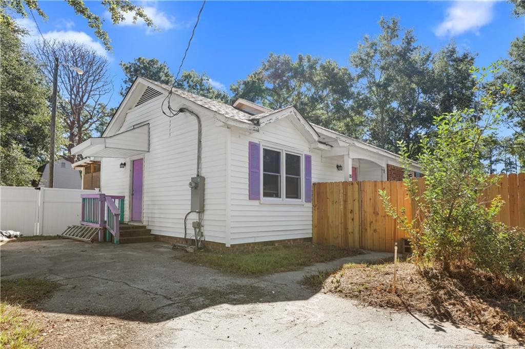 Photo 21 - 115 Best Street, Raeford, NC 28376, Raeford