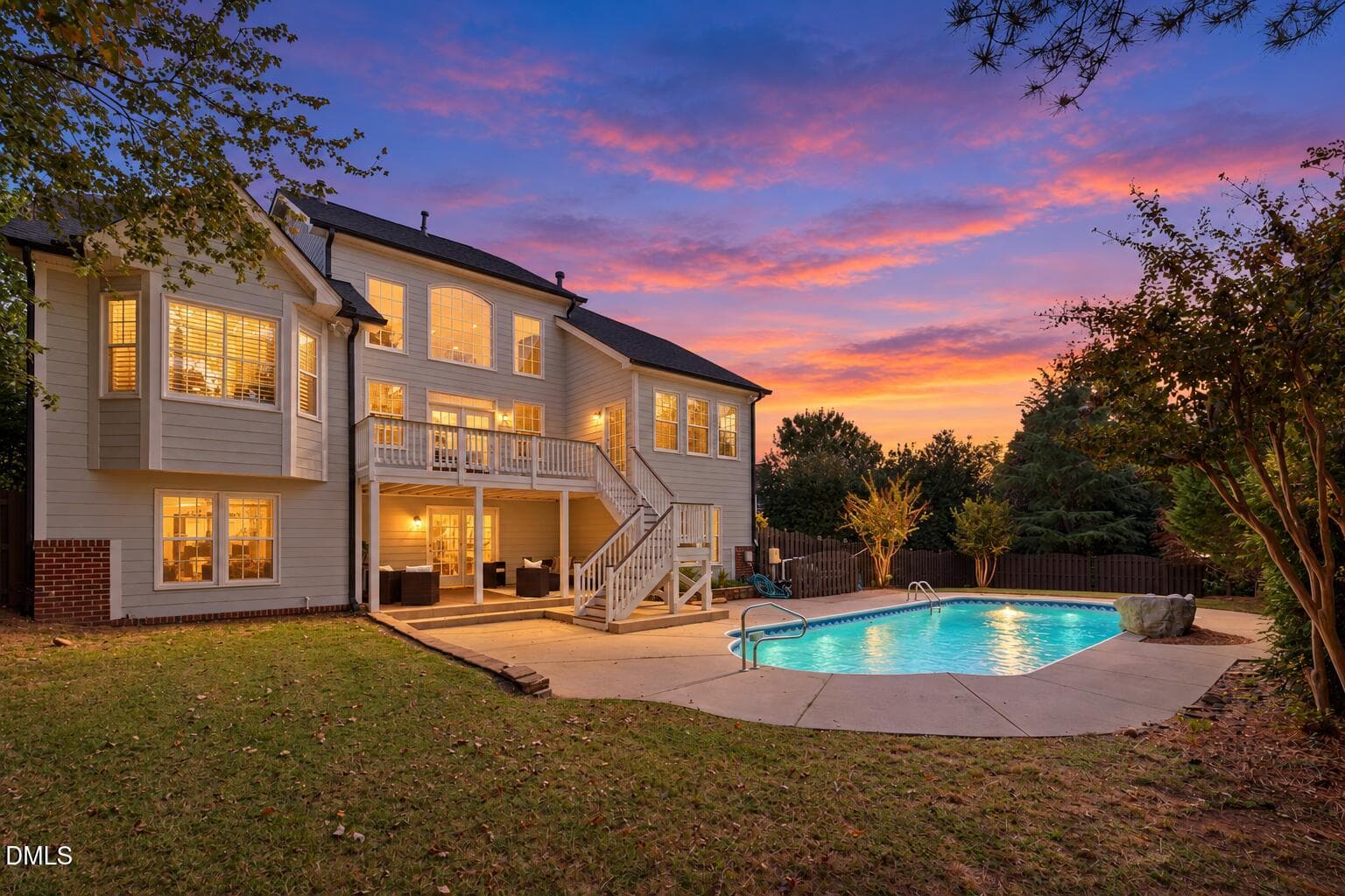 Twilight Mission Hills poolside retreat - 9113 Mission Hills Court, Raleigh, NC 27617, Raleigh