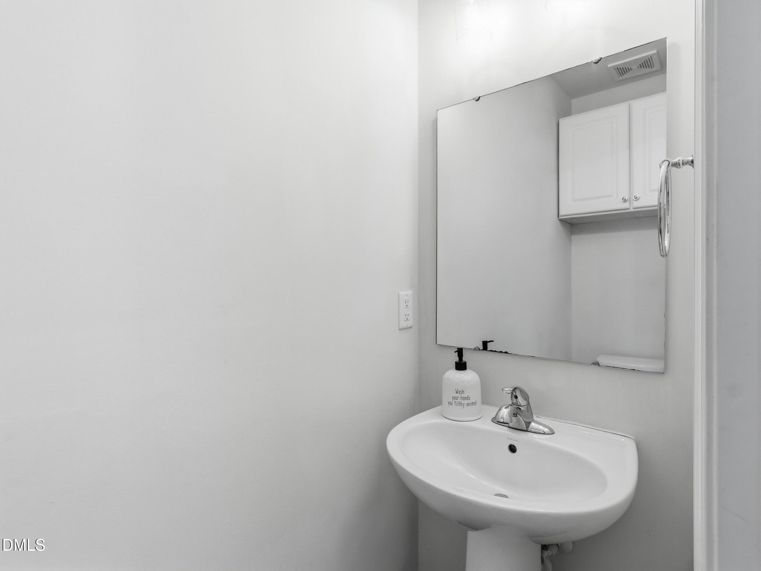 pearce-media-234-fieldspar-ln-19 - 234 Fieldspar Lane, Clayton, NC 27520, Clayton