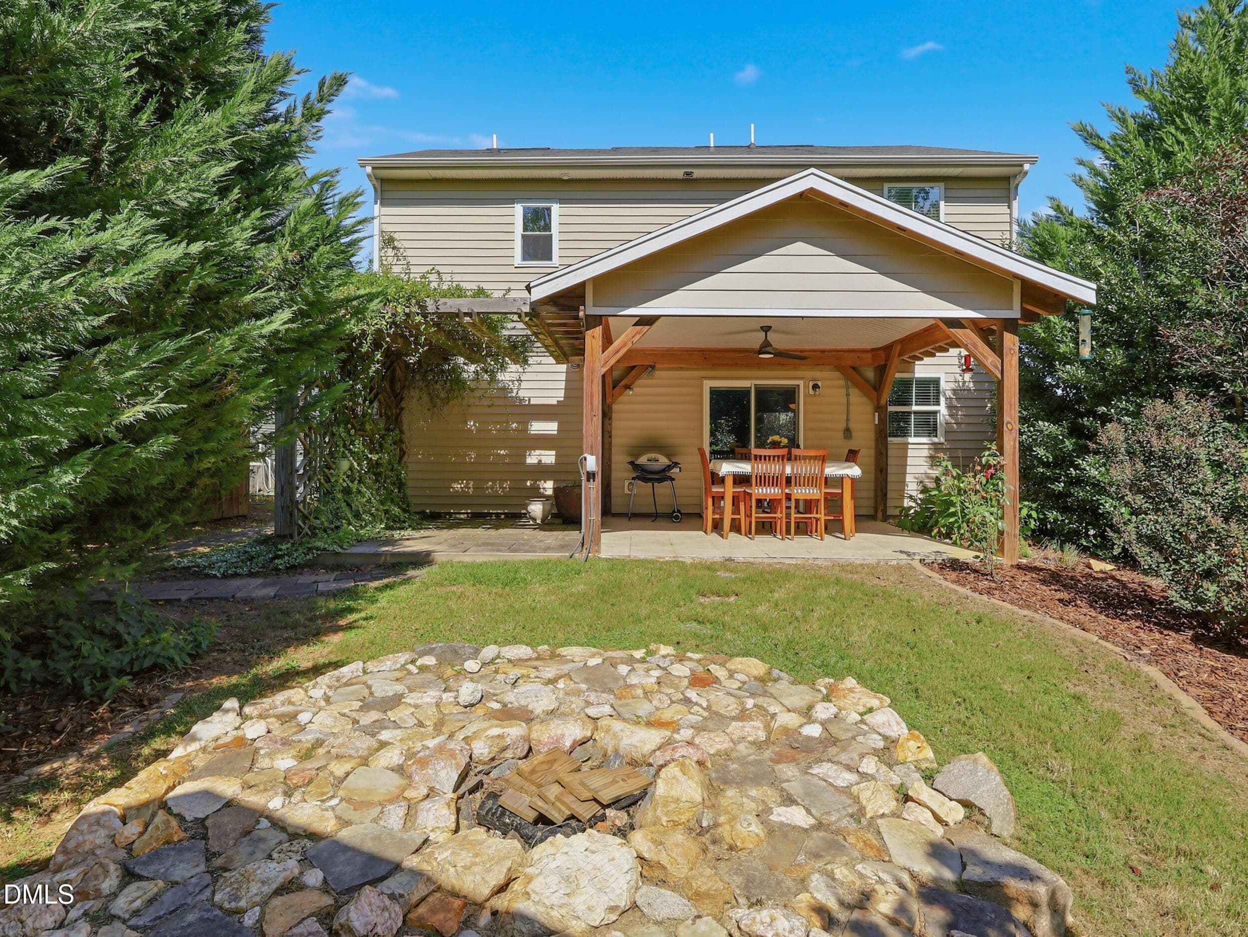 pearce-media-234-fieldspar-ln-21 - 234 Fieldspar Lane, Clayton, NC 27520, Clayton