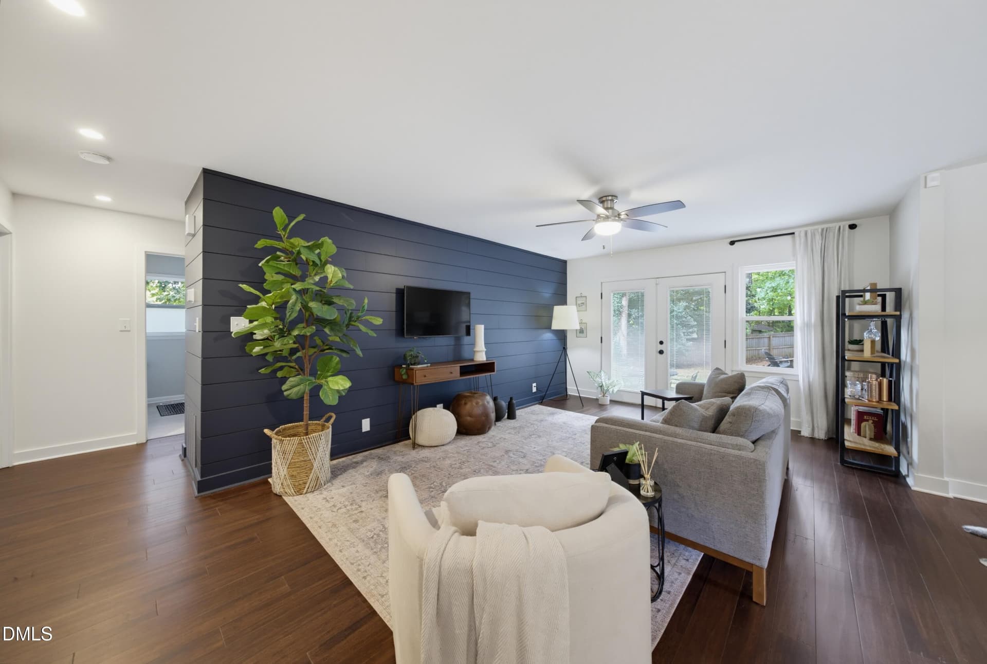 DSC02682 - 3120 Glenridge Drive, Raleigh, NC 27604