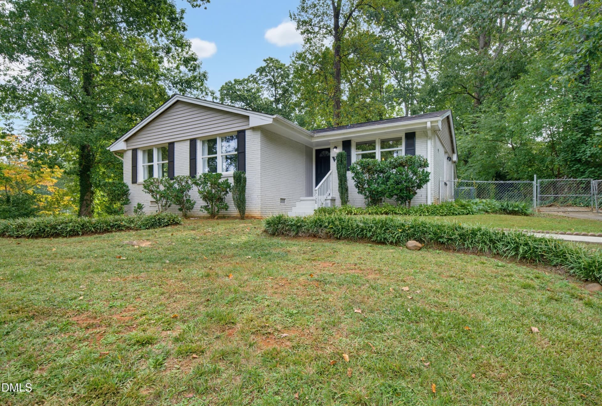 DSC02586 - 3120 Glenridge Drive, Raleigh, NC 27604