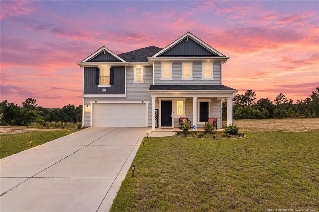913 Sapphire Stone Lane, Hope Mills, NC 28348