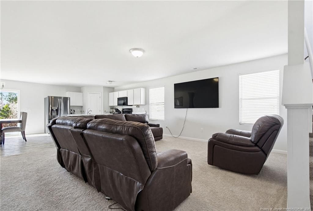 Photo 6 - 913 Sapphire Stone Lane, Hope Mills, NC 28348