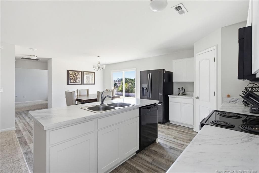 Photo 12 - 913 Sapphire Stone Lane, Hope Mills, NC 28348