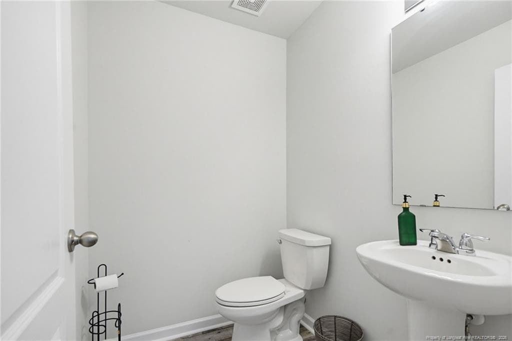 Photo 22 - 913 Sapphire Stone Lane, Hope Mills, NC 28348