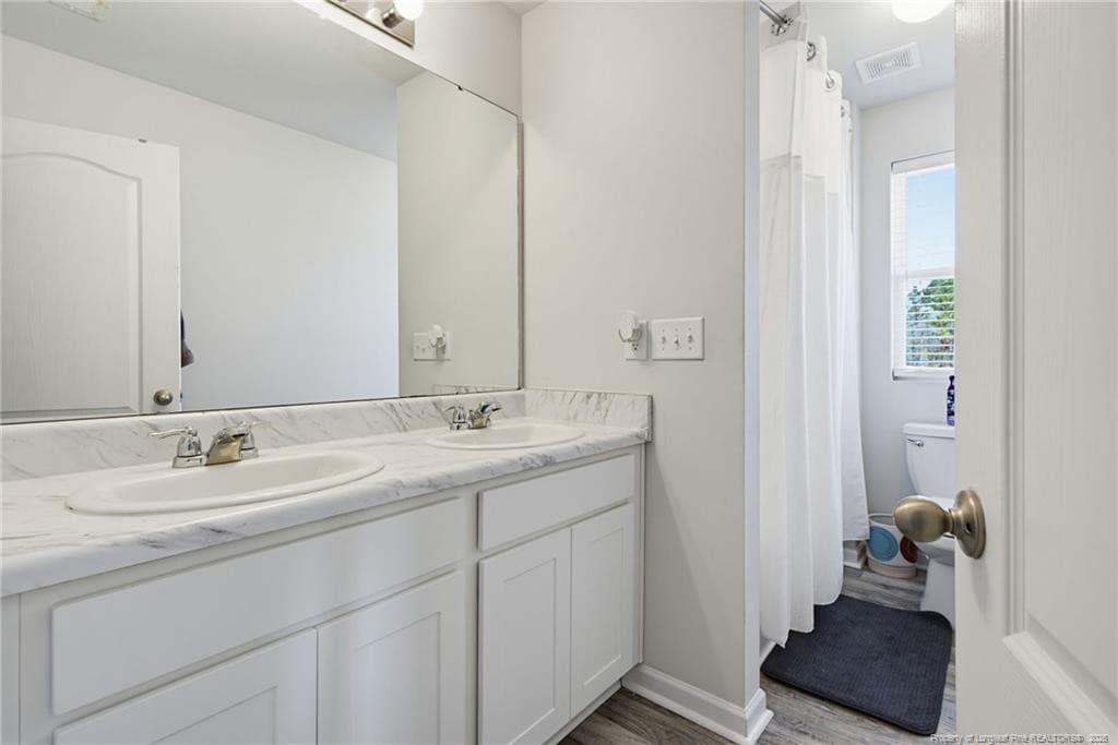Photo 37 - 913 Sapphire Stone Lane, Hope Mills, NC 28348