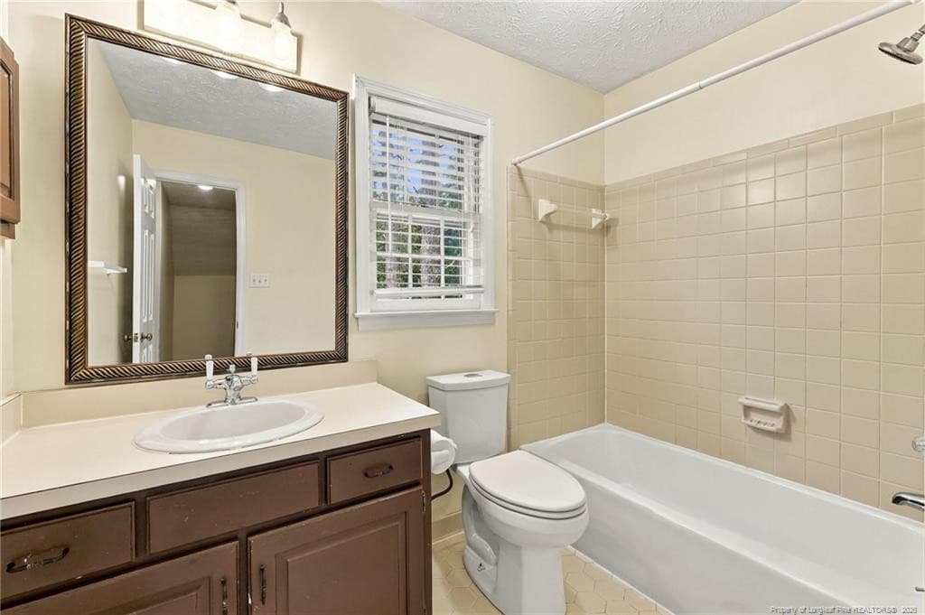 Photo 28 - 464 Summerlea Drive, Fayetteville, NC 28311, Fayetteville