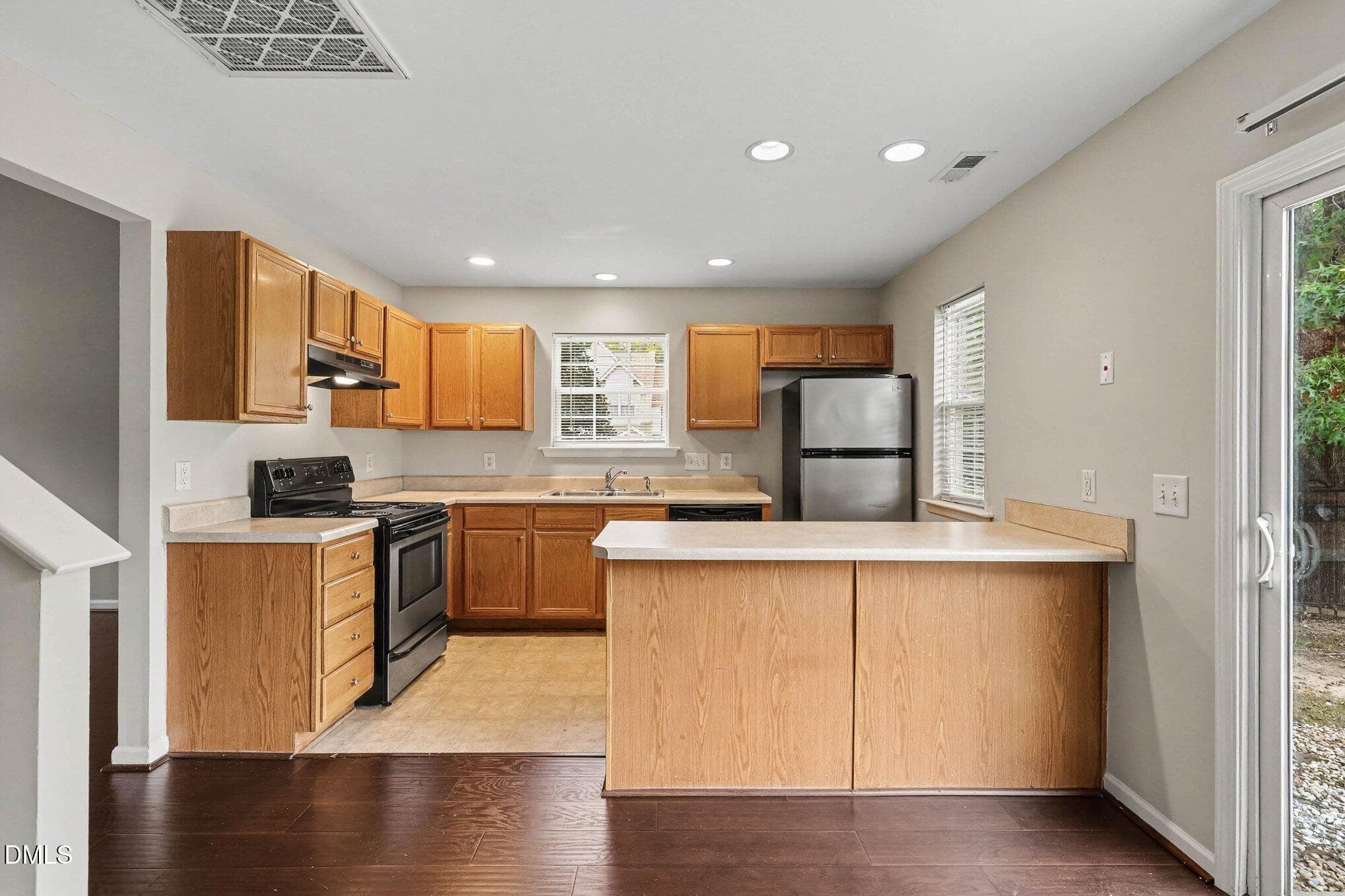 014_file_6738 - 7716 River Field Drive, Raleigh, NC 27616, Raleigh