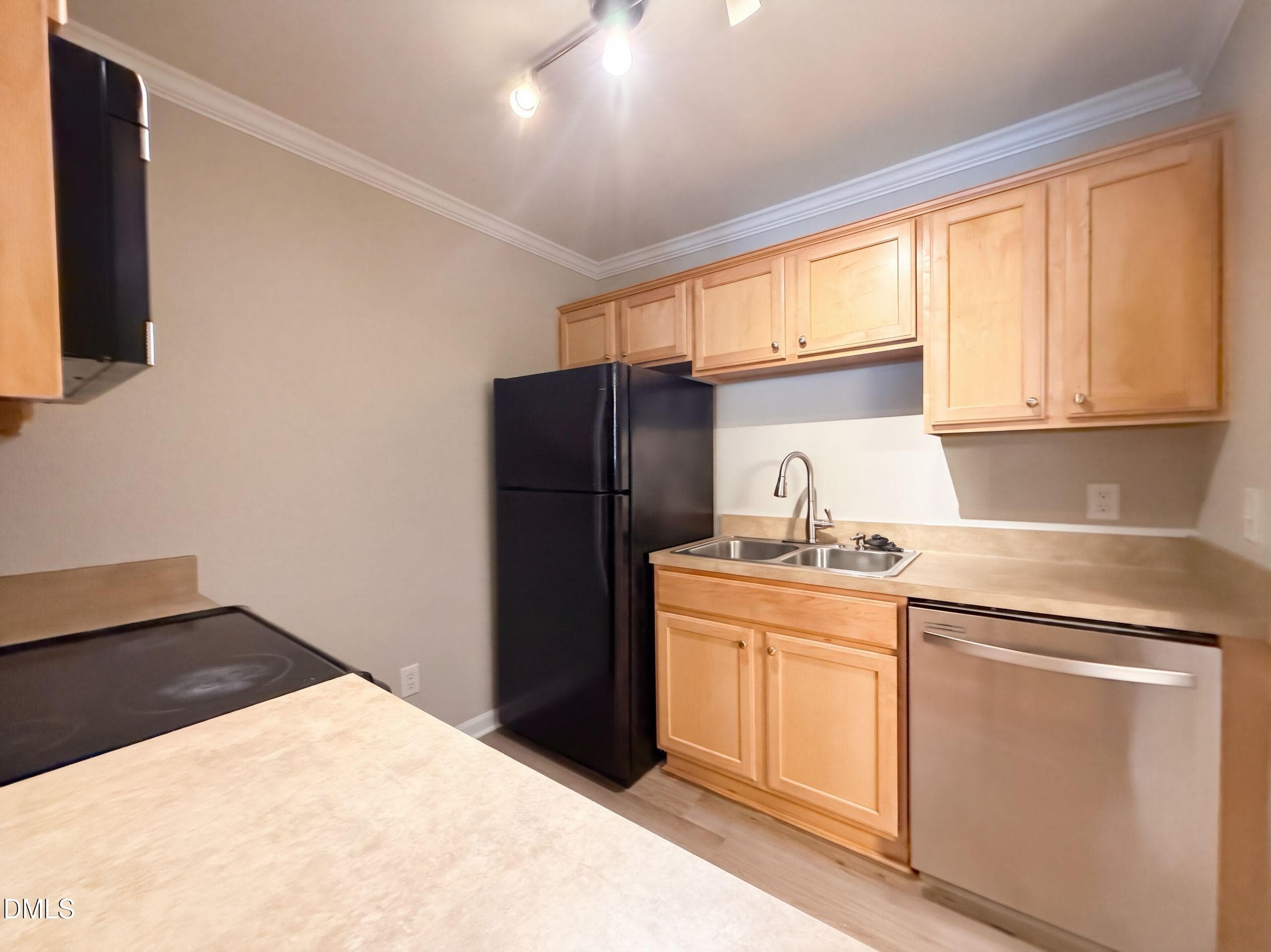 listing_5 - 2304 Myron Drive 202, Raleigh, NC 27607, Raleigh