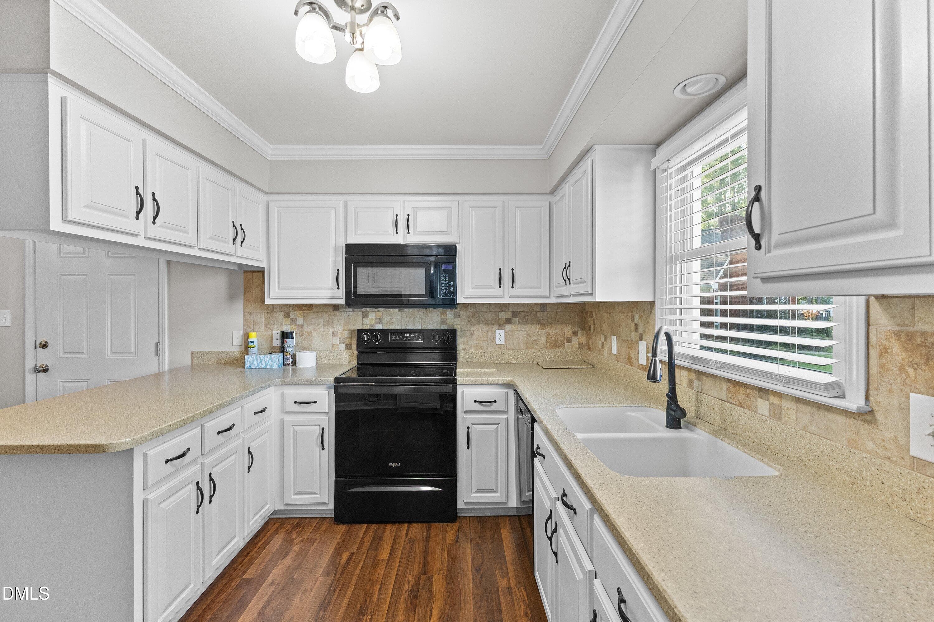 Kitchen - 5 Kentwood Drive, Smithfield, NC 27577, Smithfield