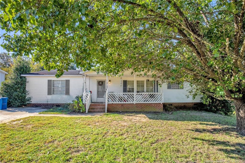 2645 Oglesby Drive, Raeford, NC 28376