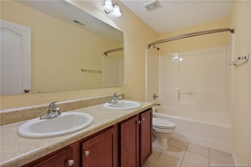 Photo 27 - 230 Royal Briar Court, Raeford, NC 28376