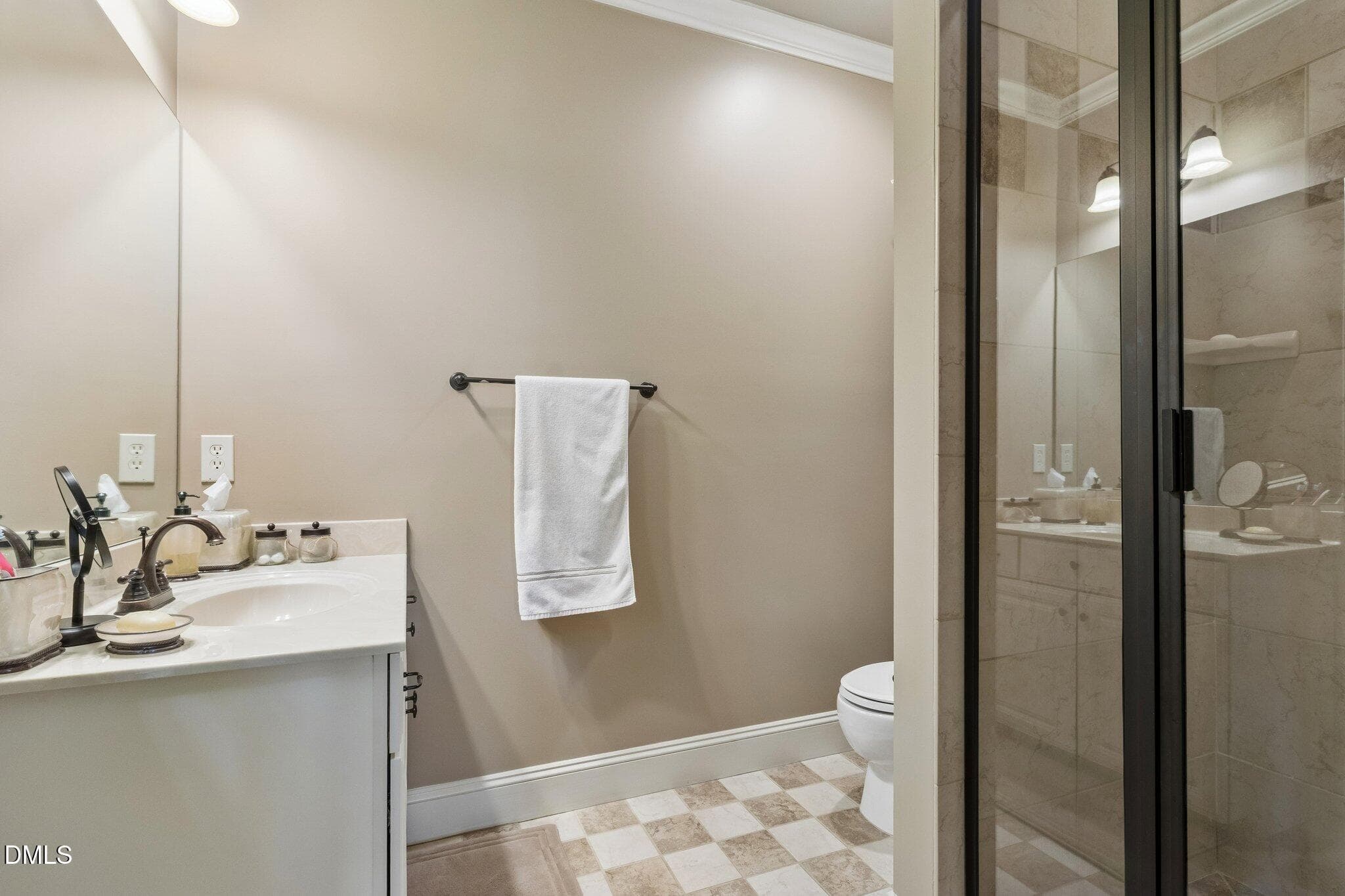 29_beyc6a85b7e657ebe - 1212 Prairie Pond Circle, Raleigh, NC 27614