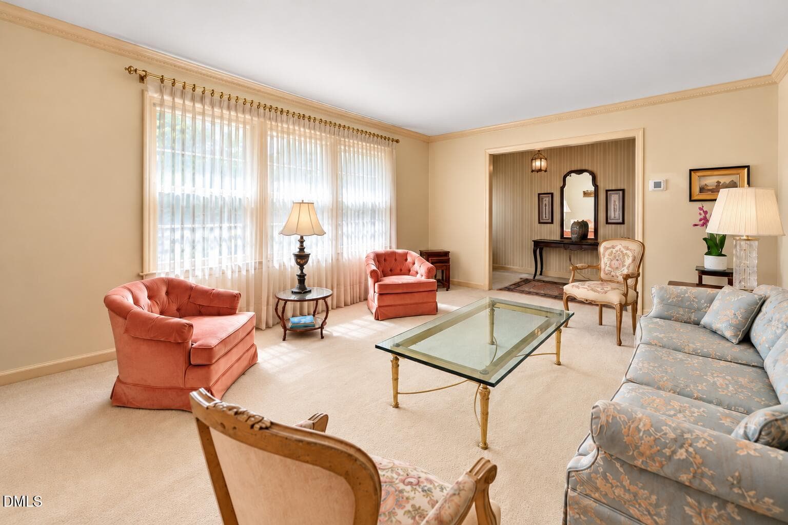 Traditional Living Room Interior - 212 Ellwood Drive, Raleigh, NC 27609, Raleigh