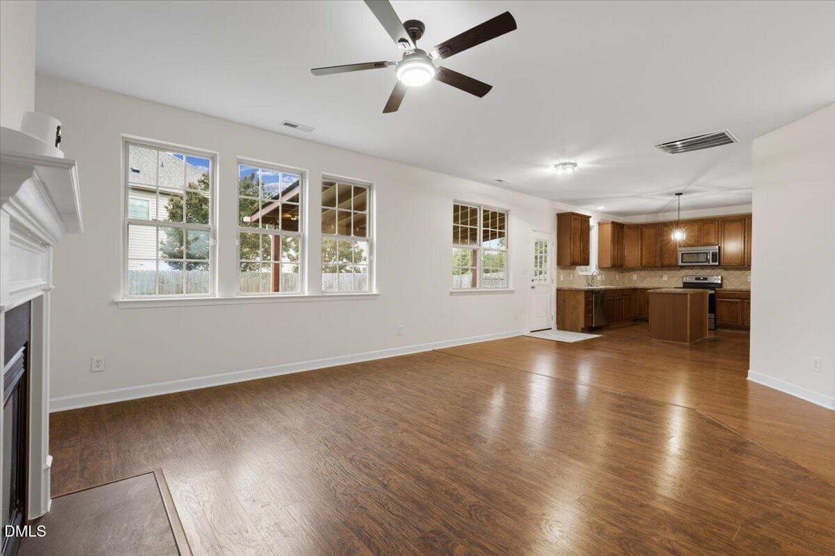 14-33 W Smoketree Ct-14 - 33 W Smoketree Court, Clayton, NC 27527