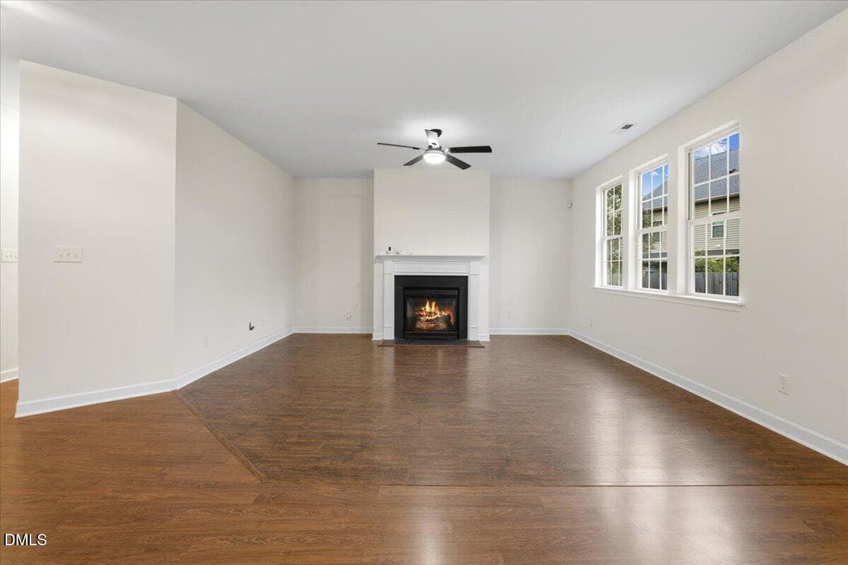 16-33 W Smoketree Ct-16 - 33 W Smoketree Court, Clayton, NC 27527