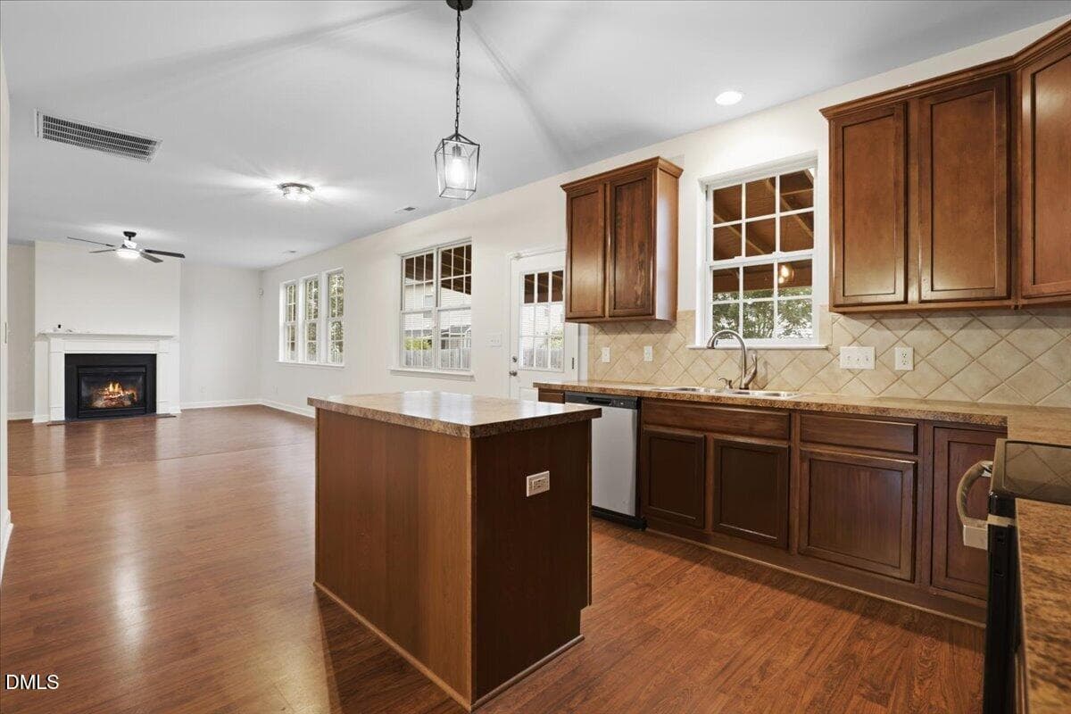 22-33 W Smoketree Ct-22 - 33 W Smoketree Court, Clayton, NC 27527