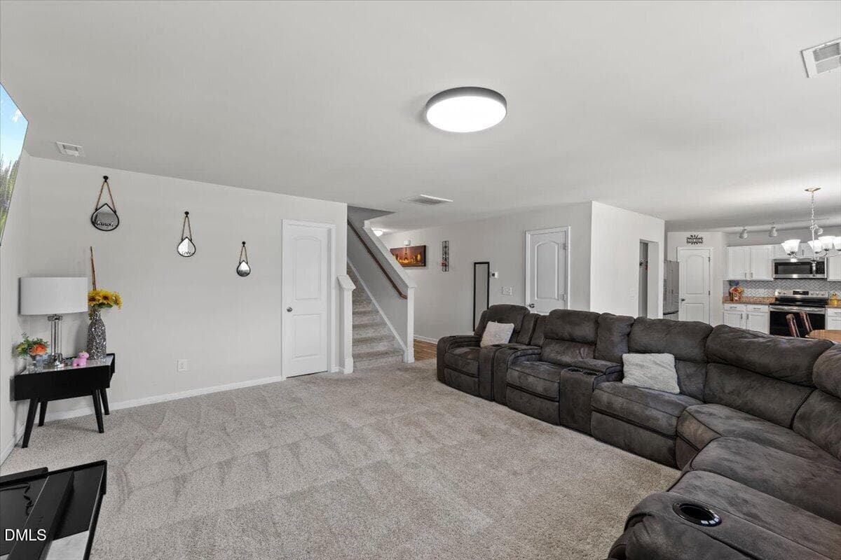 13-403 N Lincoln St - 403 N Lincoln Street, Benson, NC 27504, Benson