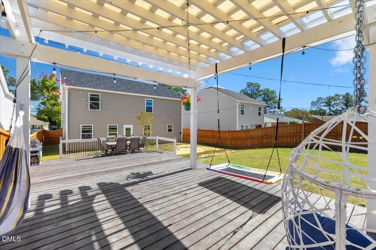 55-403 N Lincoln St - 403 N Lincoln Street, Benson, NC 27504, Benson