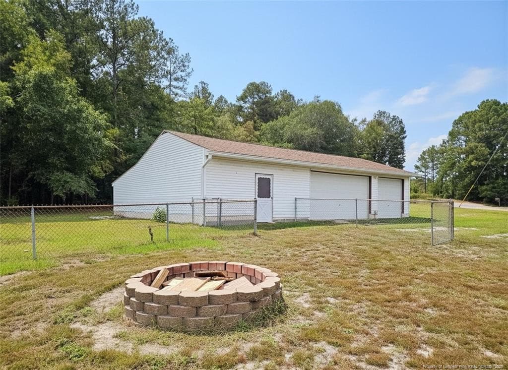 Photo 39 - 215 Lakeview Drive, Spring Lake, NC 28390, Spring Lake