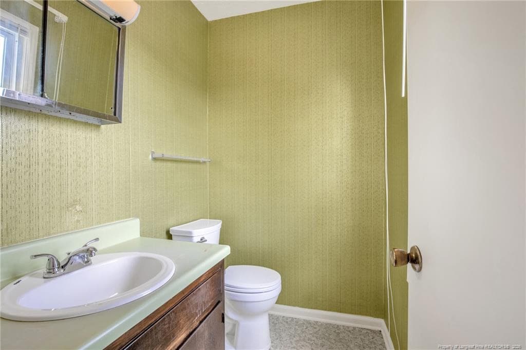 Photo 24 - 401 Kirkcaldy Court, Fayetteville, NC 28314, Fayetteville