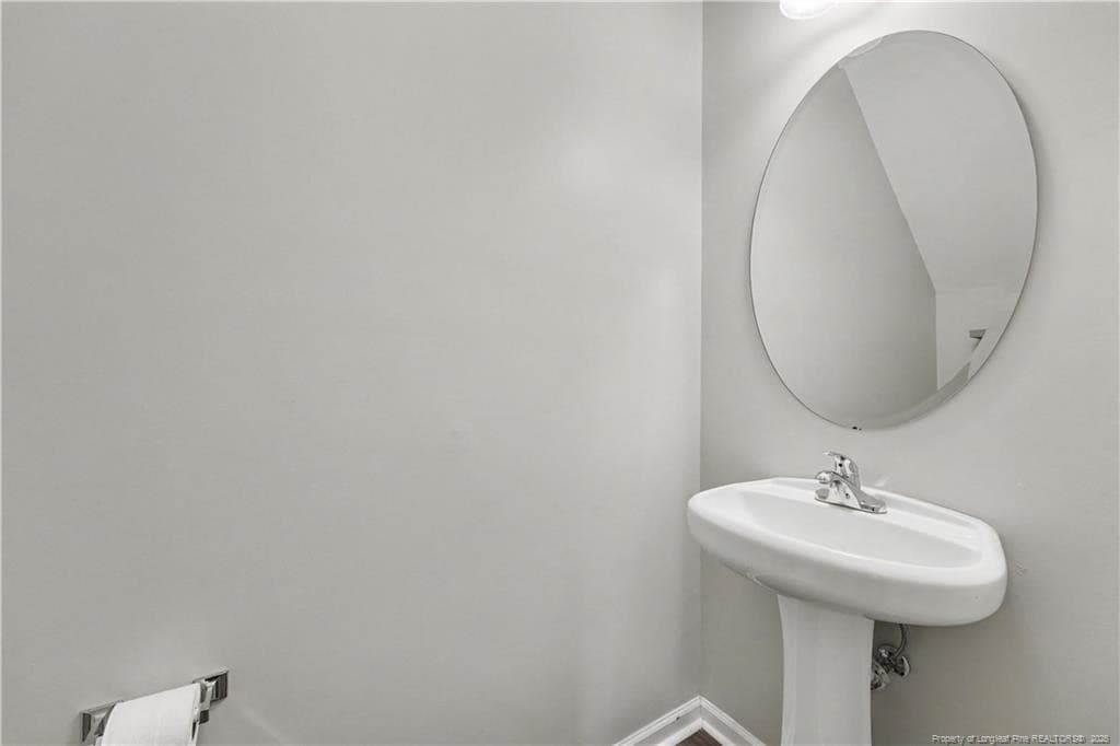 Photo 10 - 130 Fountain Grove Drive, Raeford, NC 28376