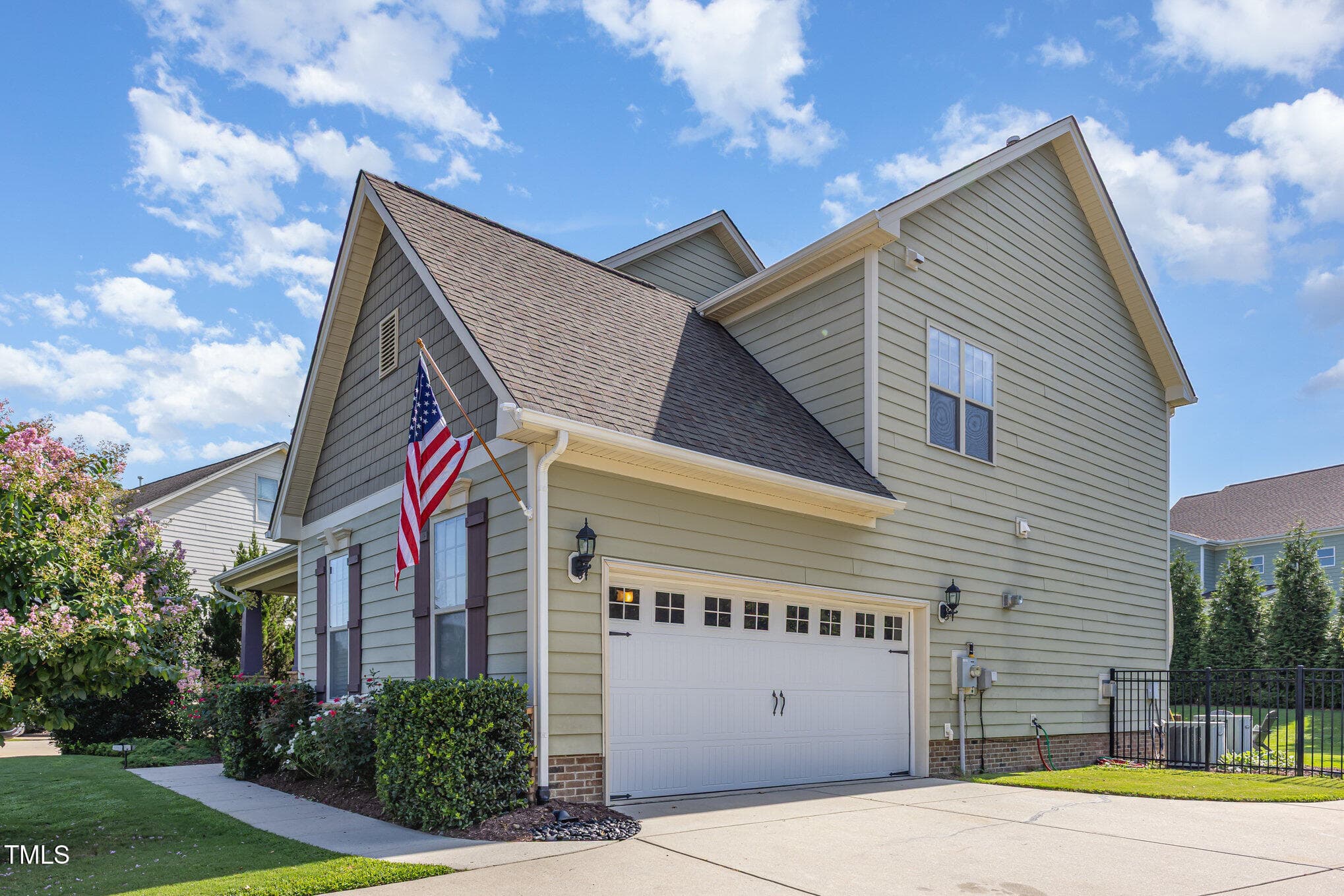 Side Entry Garage - 219 Friesan Way, Rolesville, NC 27571, Rolesville