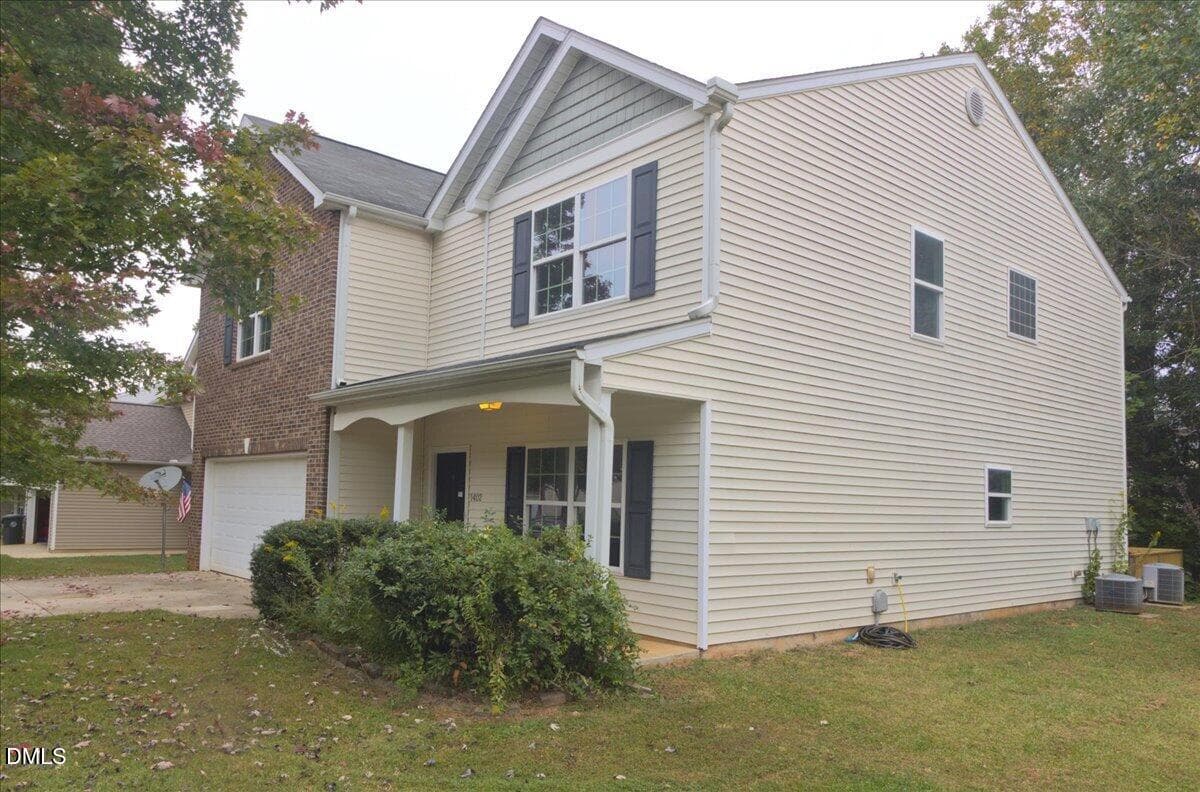 Front right side - 1402 Torrey Pines Court, Mebane, NC 27302, Mebane