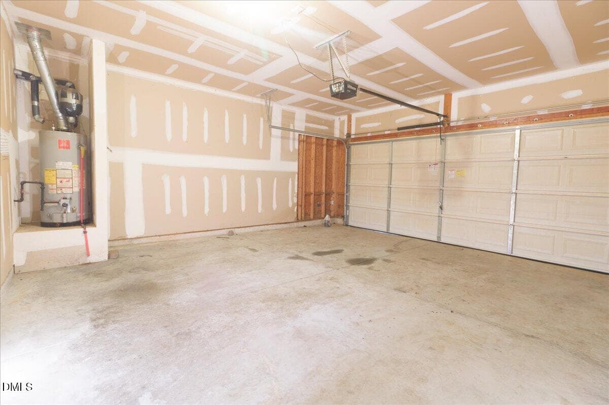 Garage 1 - 1402 Torrey Pines Court, Mebane, NC 27302, Mebane