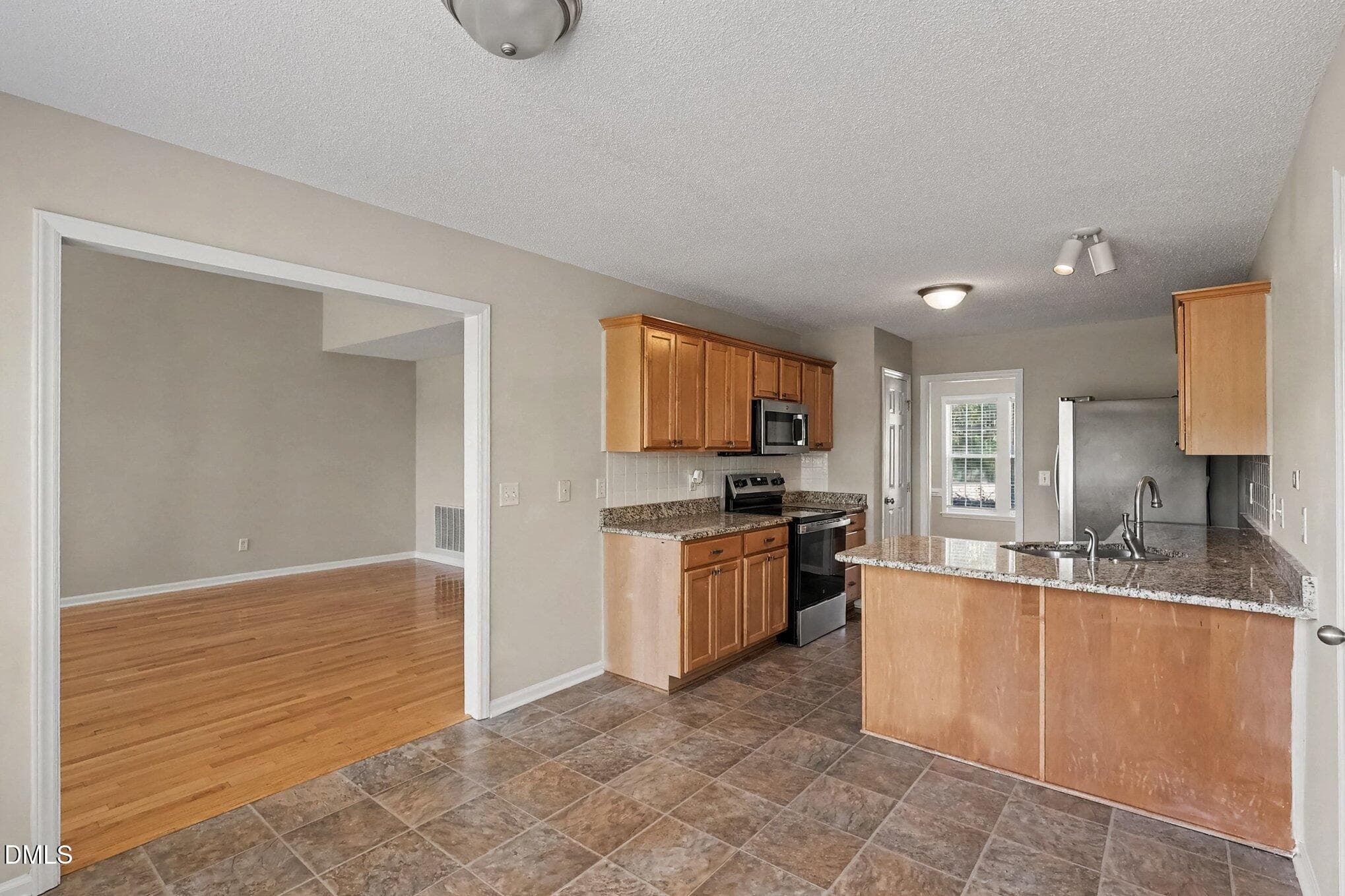 004_file_1113 - 6805 Stevens Oaks Drive, Garner, NC 27529, Garner