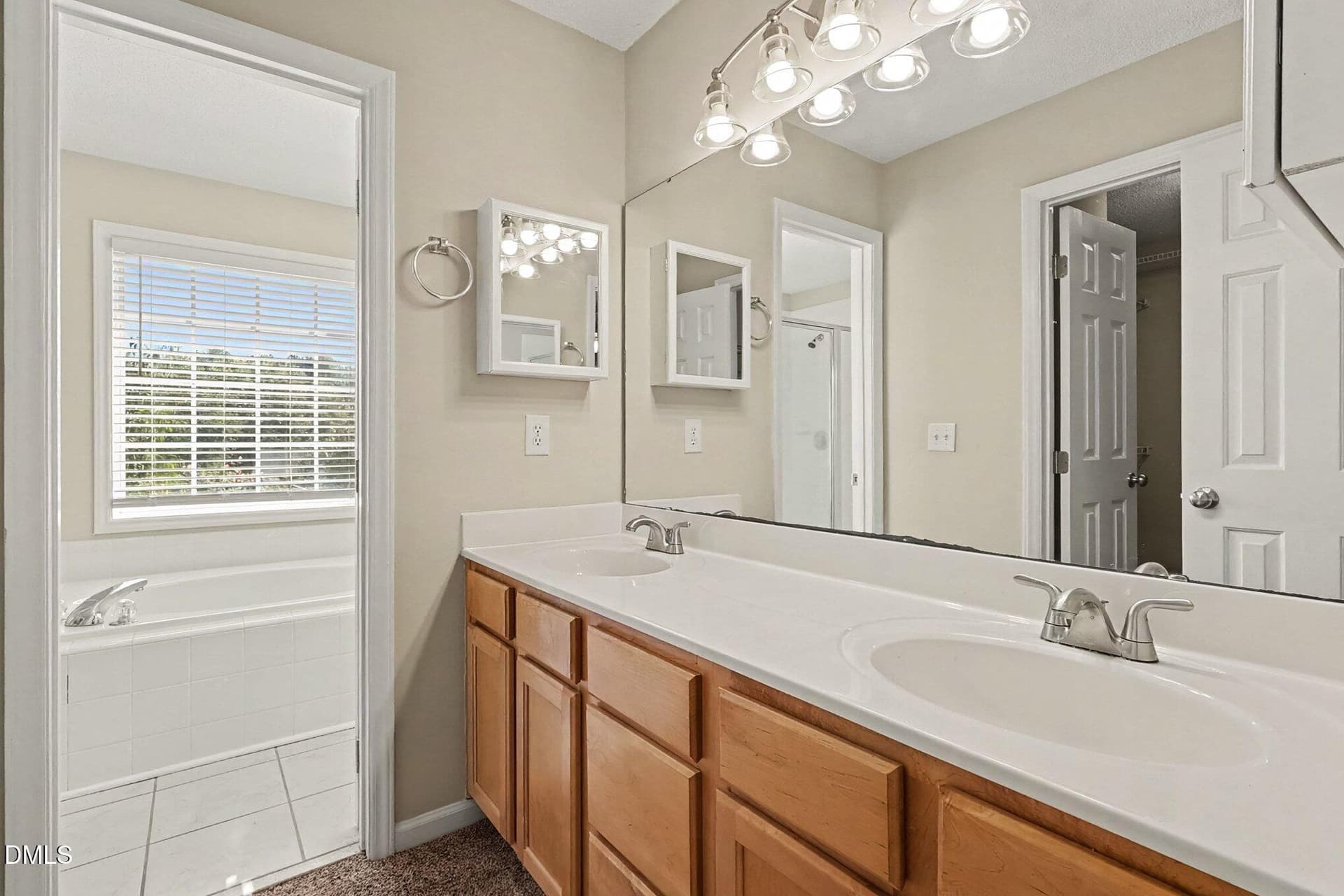 010_file_2410 - 6805 Stevens Oaks Drive, Garner, NC 27529