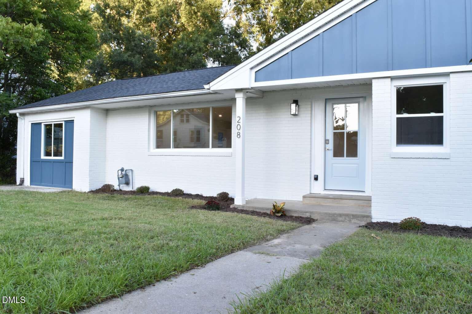 Giron.4 - 208 S Saint John Street, Burlington, NC 27217