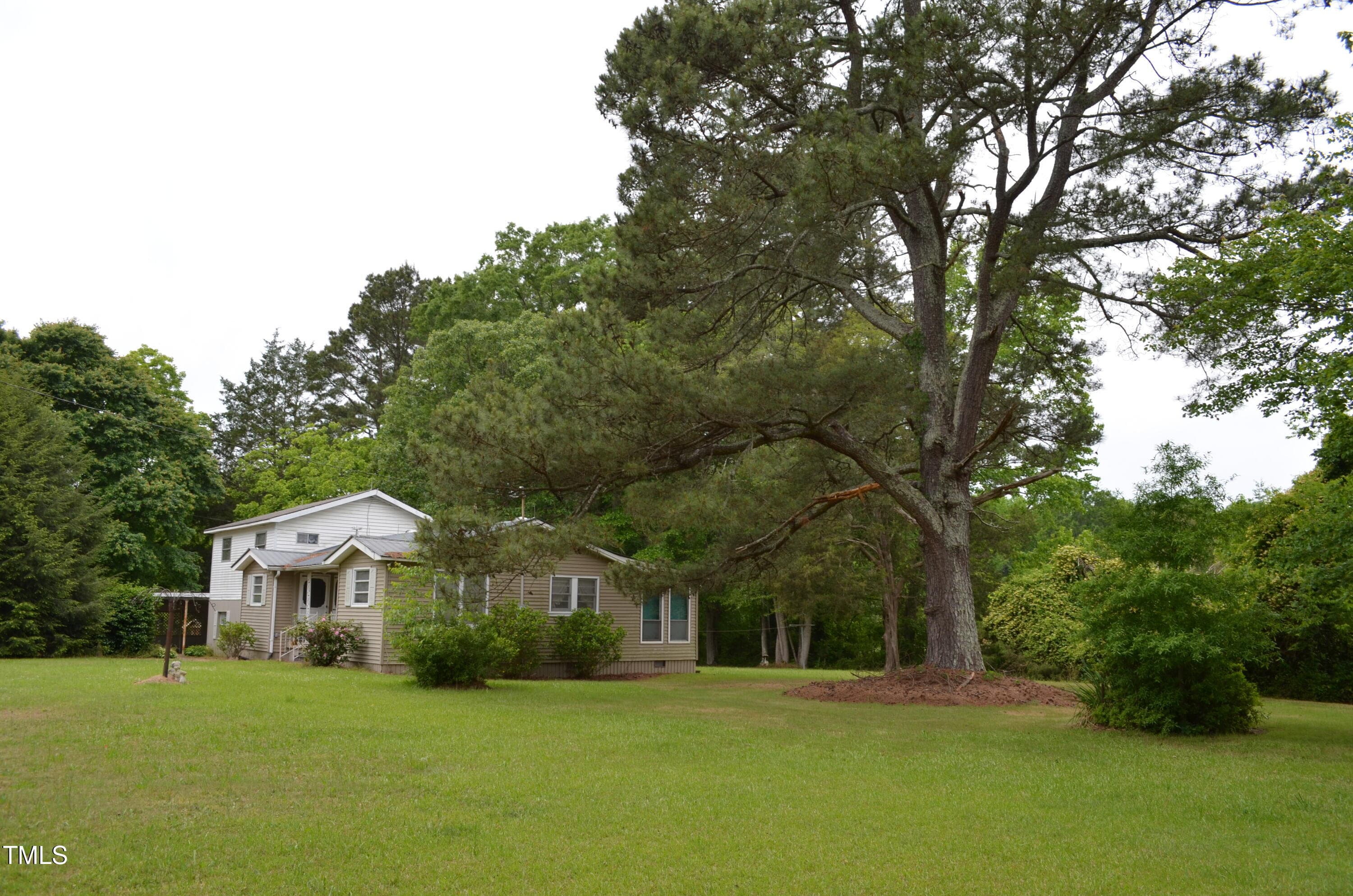 DSC_1004 - 3786 Airport Road, Siler City, NC 27344, Siler City