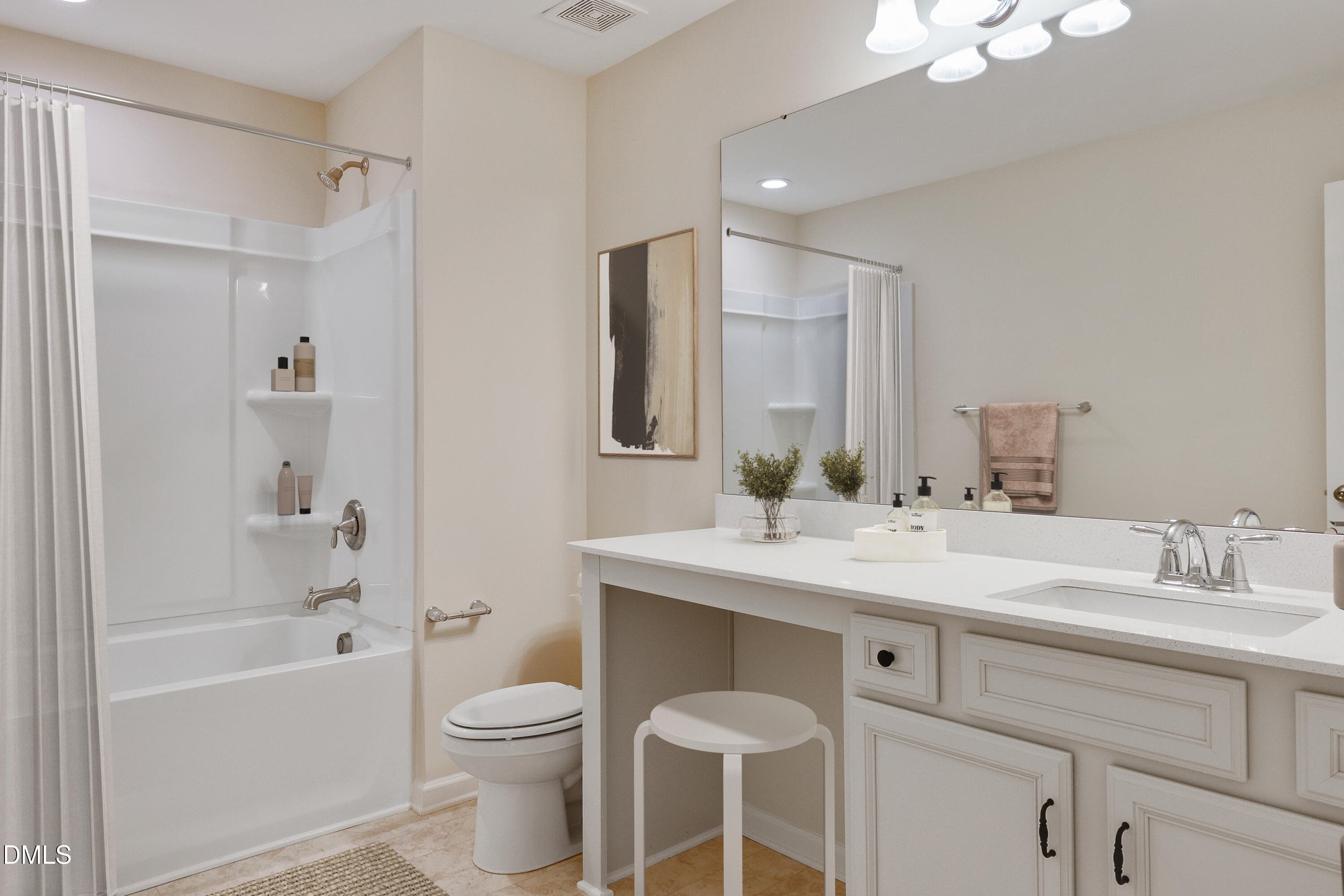 P_GSO_KL_Seagrove_INT_FBTH - 5515 Jaeger Drive, Graham, NC 27253, Graham