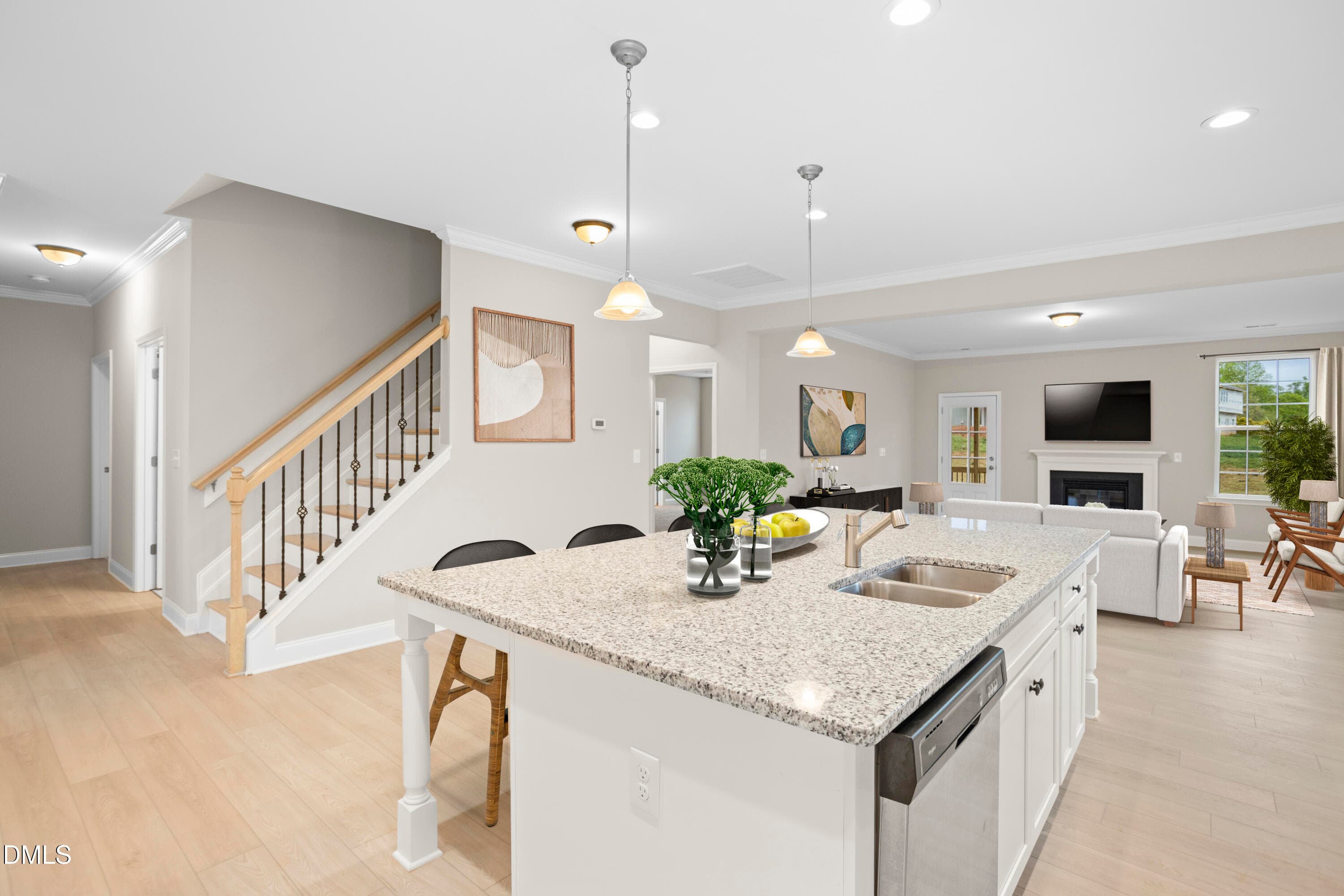 P_GSO_MLF_Cotswold_INT_KIT_1 - 5212 Salem Woods Drive, Graham, NC 27253, Graham