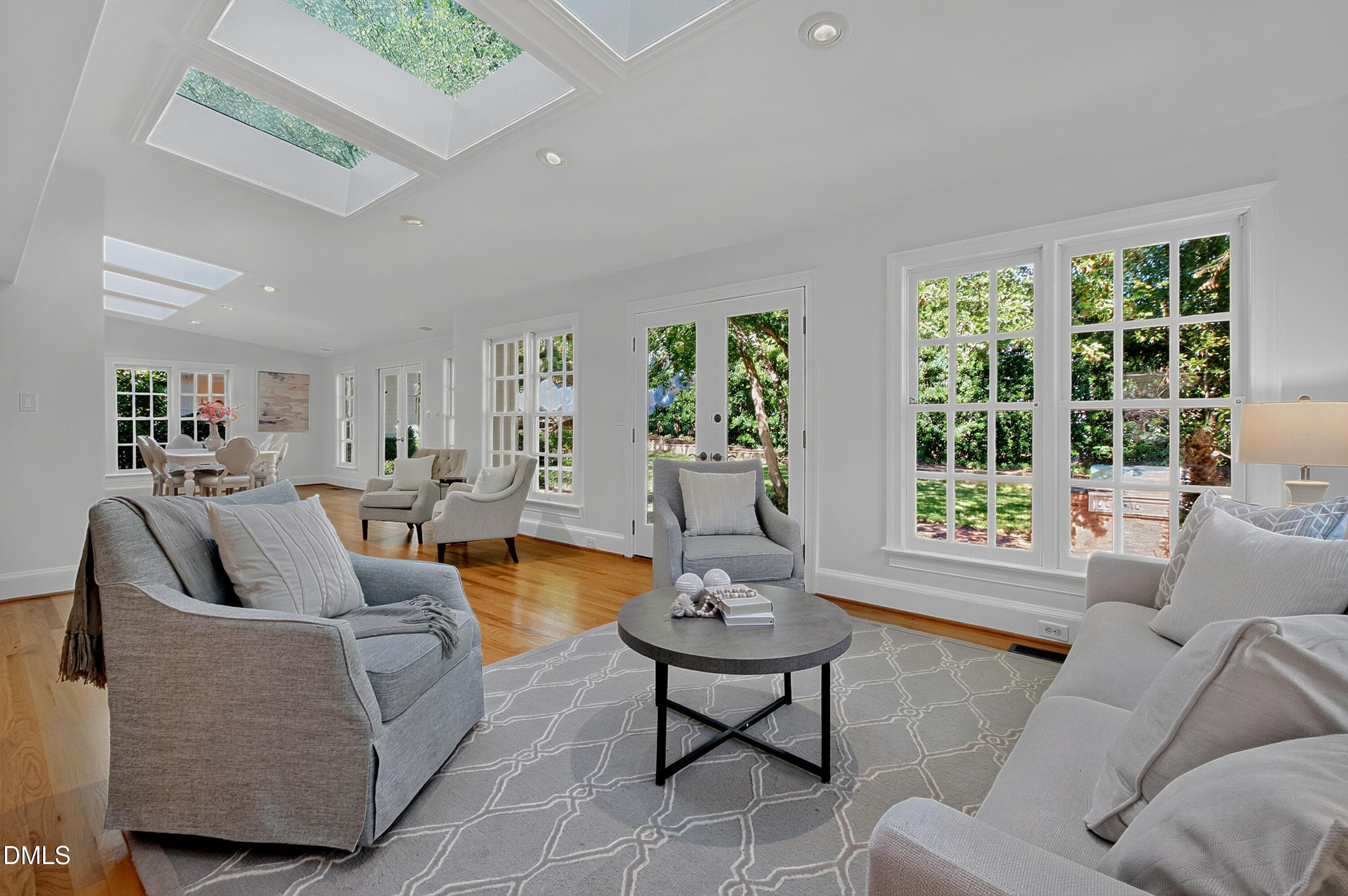 Buncombe (21) - 325 Buncombe Street, Raleigh, NC 27609