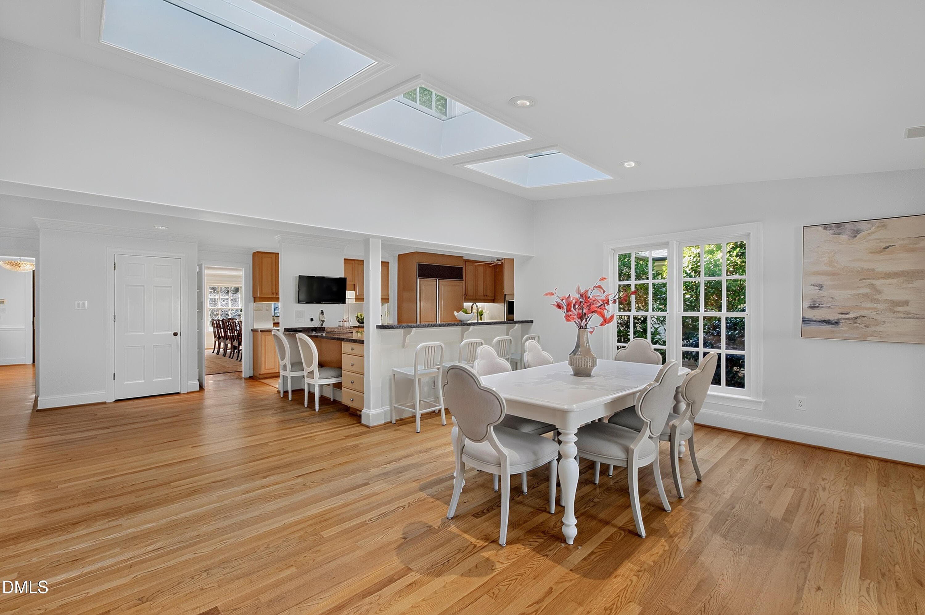 Buncombe (25) - 325 Buncombe Street, Raleigh, NC 27609