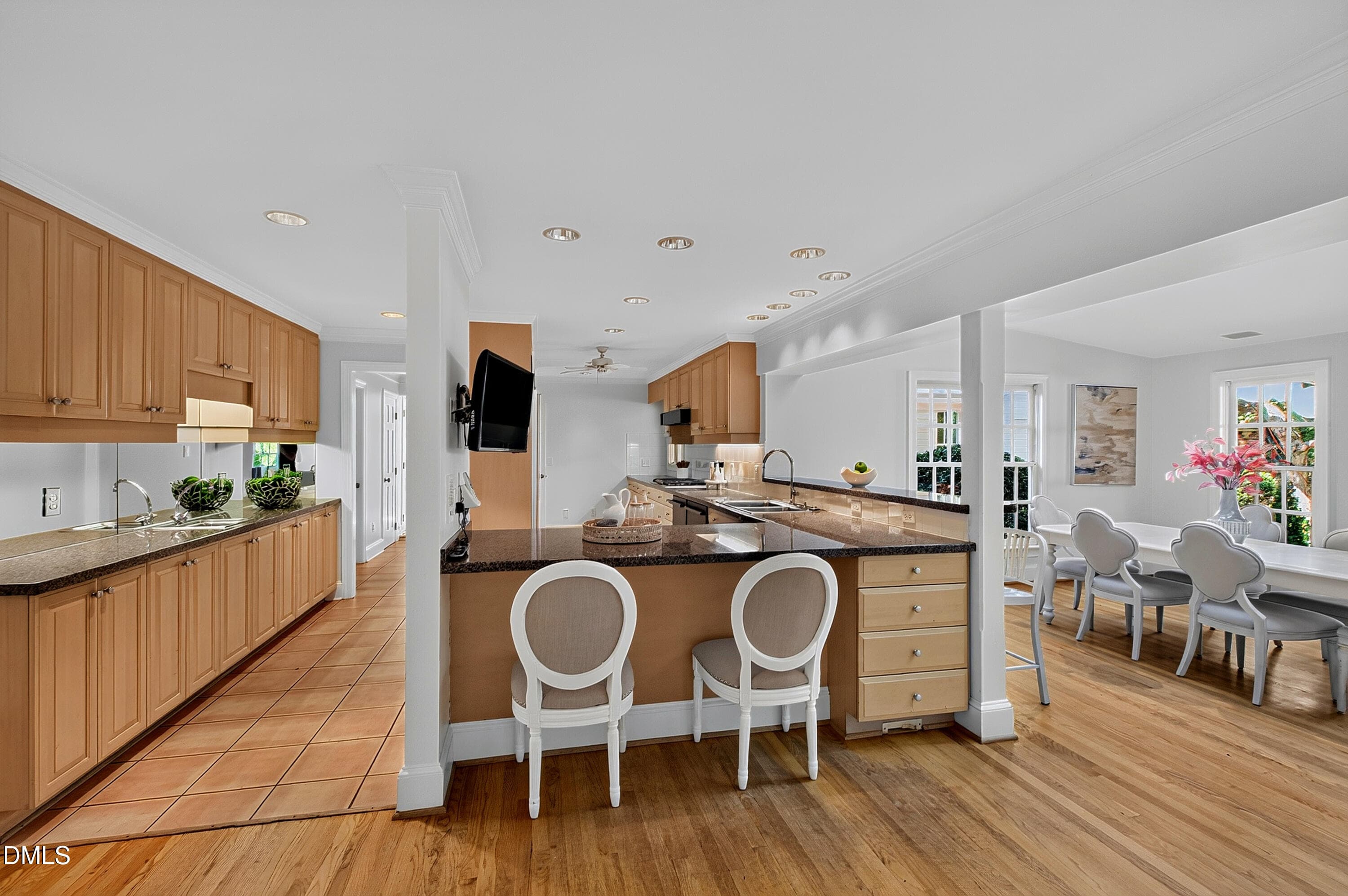 Buncombe (28) - 325 Buncombe Street, Raleigh, NC 27609