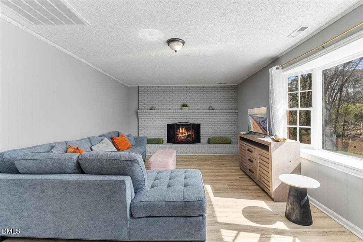 10-110 Hill St - 110 Hill Street, Hillsborough, NC 27278, Hillsborough