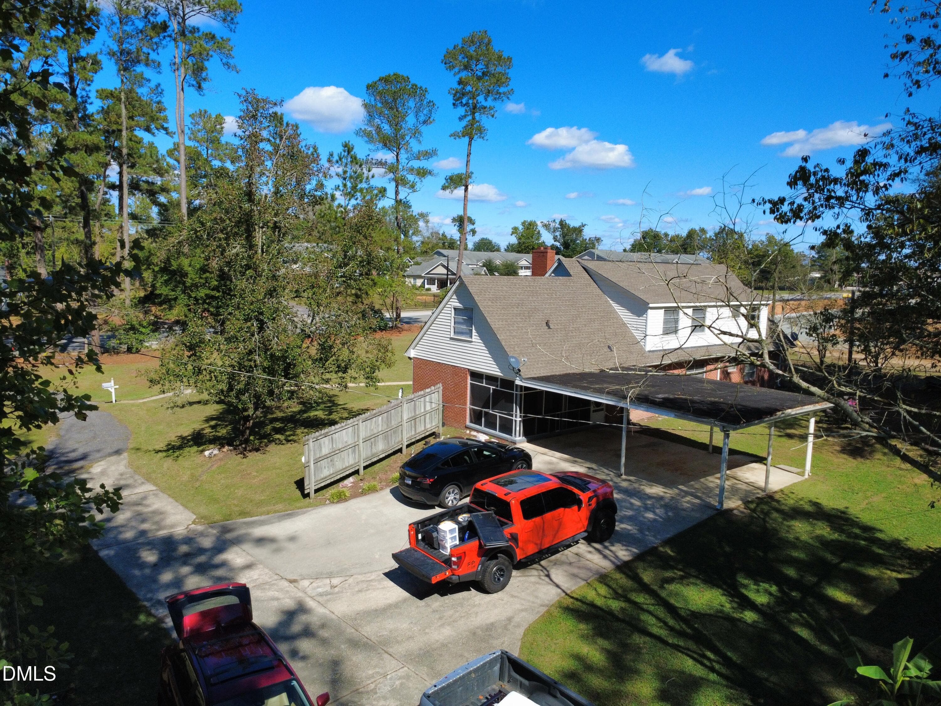 dji_fly_20261012_135636_213_179182848797 - 730 E Southerland Street, Wallace, NC 28466, Wallace